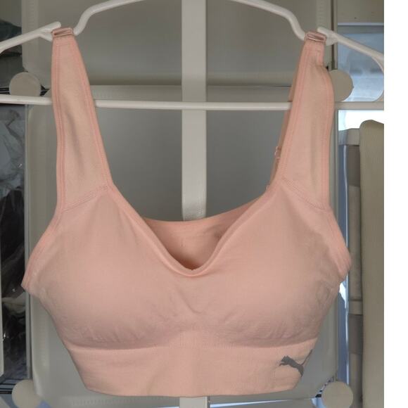 Puma Sports Bra Adjustable Convertible Straps Wirefree sz S NWOT - Picture 1 of 3